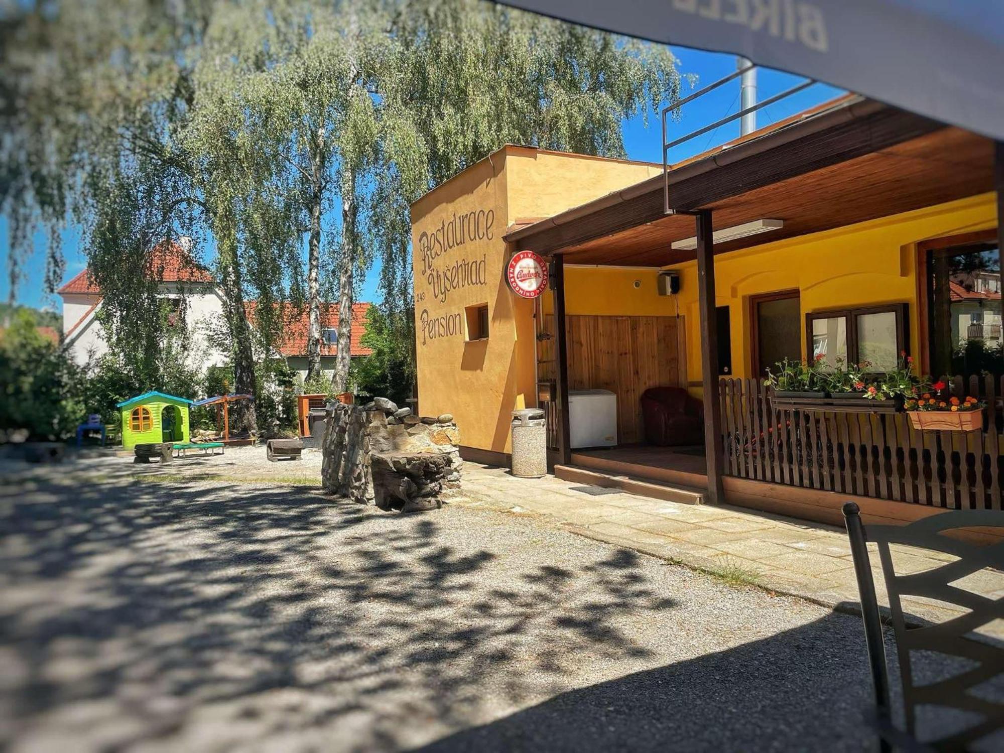 Penzion Vysehrad Nonstop Český Krumlov Exteriör bild