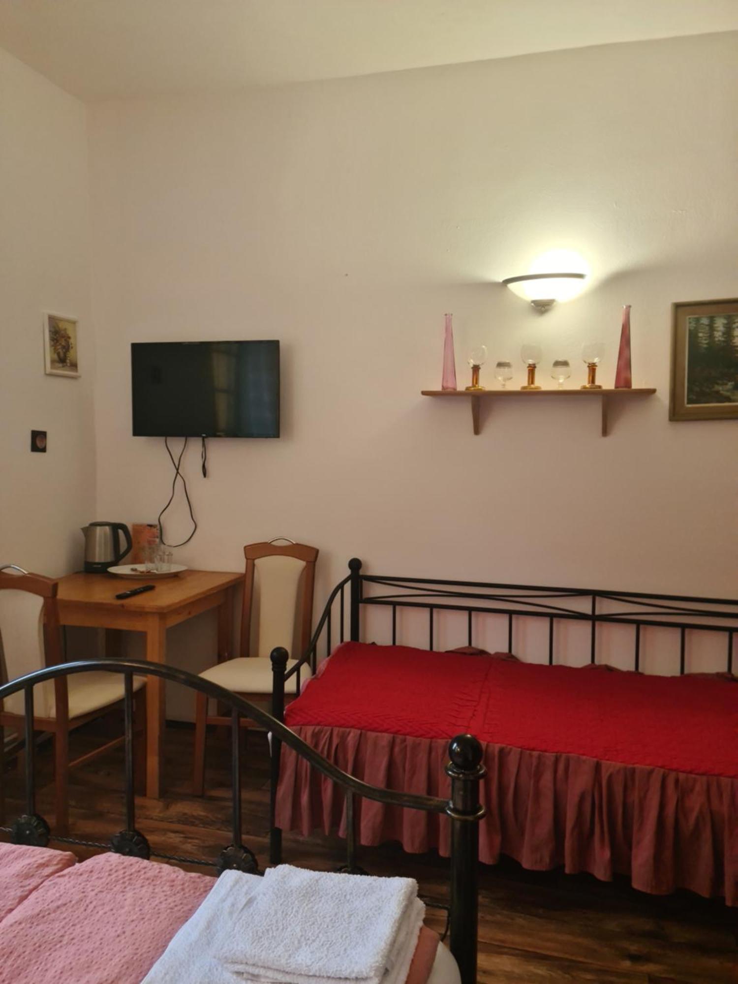 Penzion Vysehrad Nonstop Český Krumlov Exteriör bild